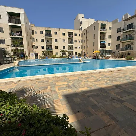 Bugibba Luxe Pool Penthouse Apartament