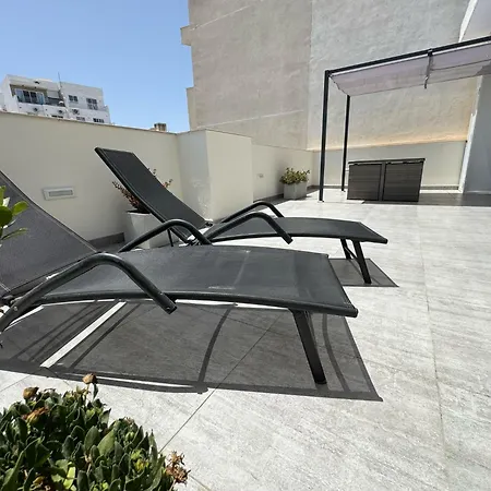 Bugibba Luxe Pool Penthouse *
